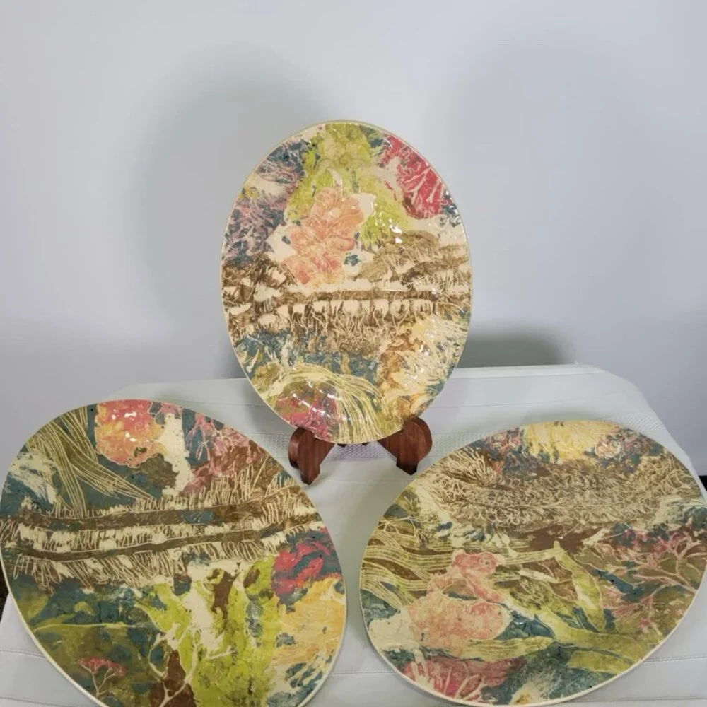 Handmade Ceramic Sgraffito Plates Oregon PNW Artisan Pottery  Set Of 3 Stamped - Picture 6 of 10